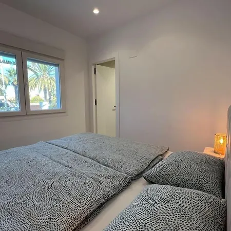 Moderne In Strandnaehe